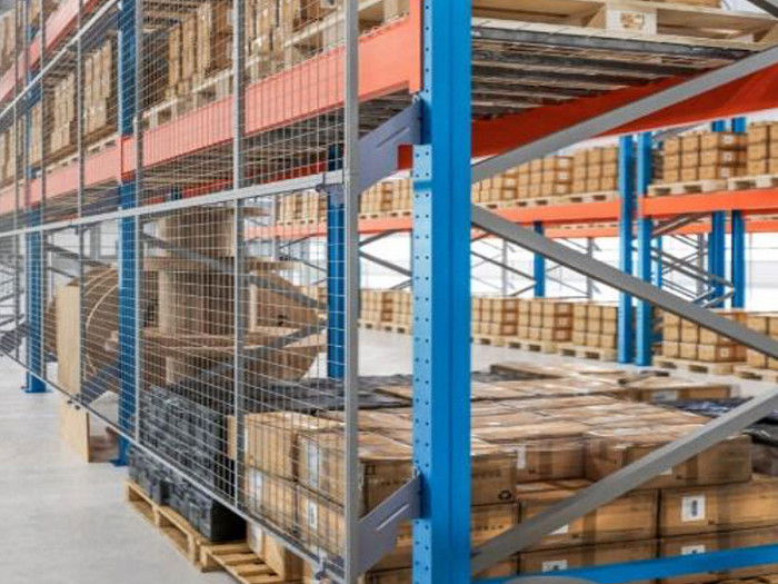 Anti-Collapse Mesh Screens