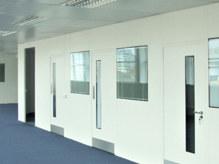 Titan Clean Room Partition